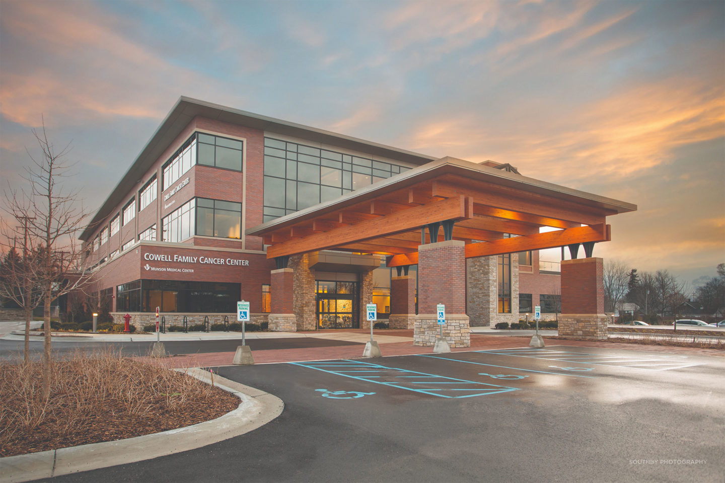 Cowell Family Cancer Center